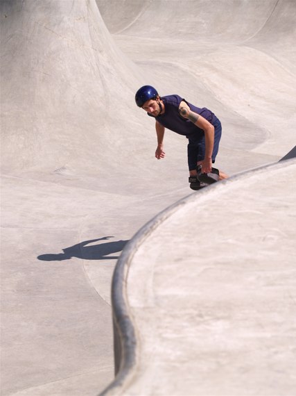 20060506_EdinaSkateboard_174.jpgw427h570