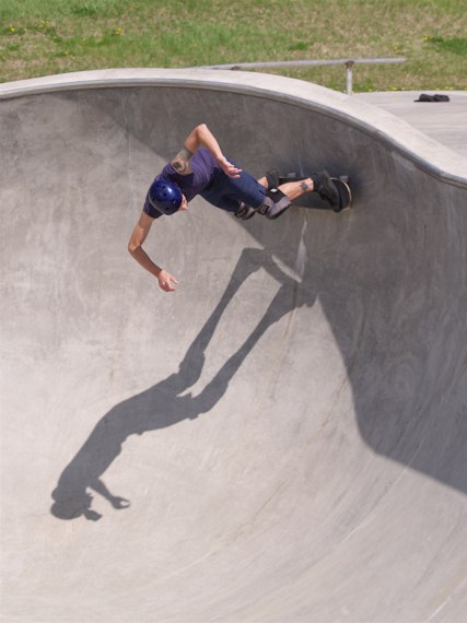20060506_EdinaSkateboard_177.jpgw427h570