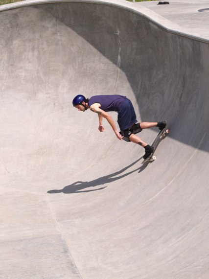 20060506_EdinaSkateboard_178.jpgw427h570