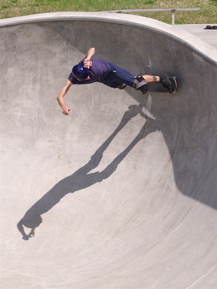 20060506_EdinaSkateboard_185.jpgw427h570
