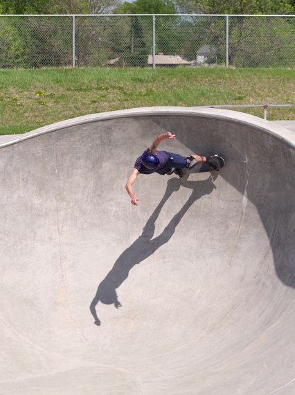 20060506_EdinaSkateboard_285.jpgw426h570