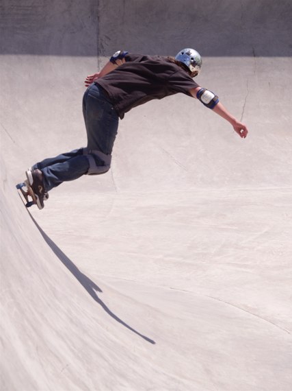 20060506_EdinaSkateboard_028.jpgw427h570