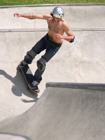 20060506_EdinaSkateboard_154.jpgw427h570