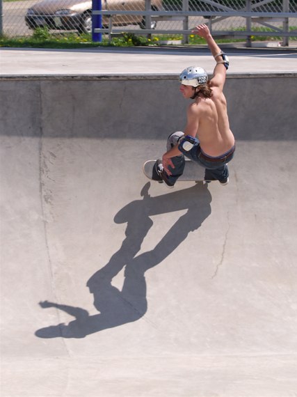 20060506_EdinaSkateboard_204.jpgw427h570