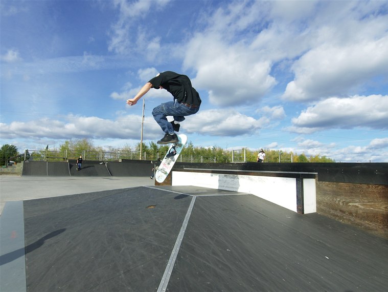 20060930_SuperiorSkate_030.jpgw759h570