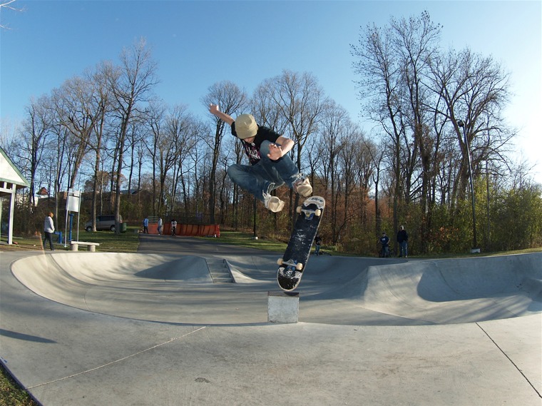 20061029_MoundSkate_045.jpgw760h569