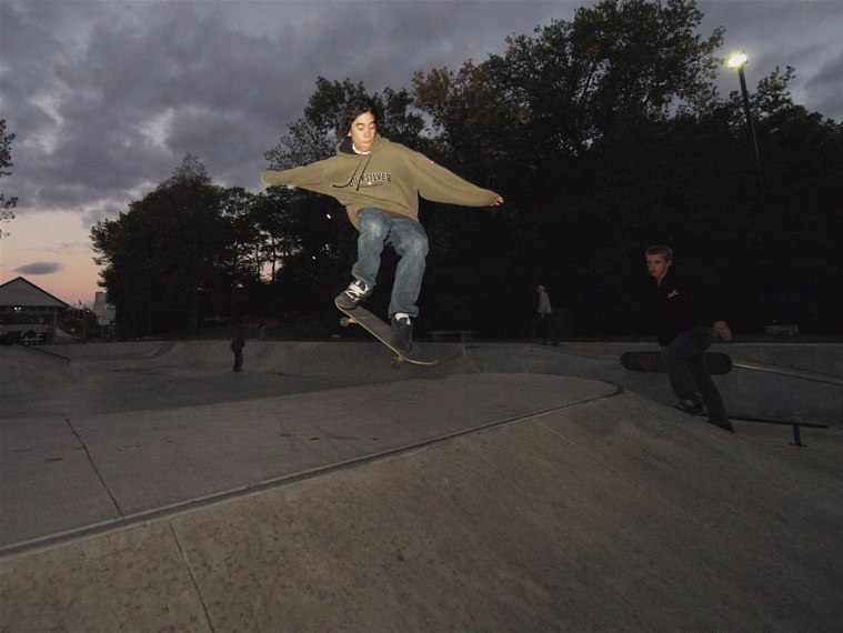20060919_MoundSkate_047.jpgw759h570
