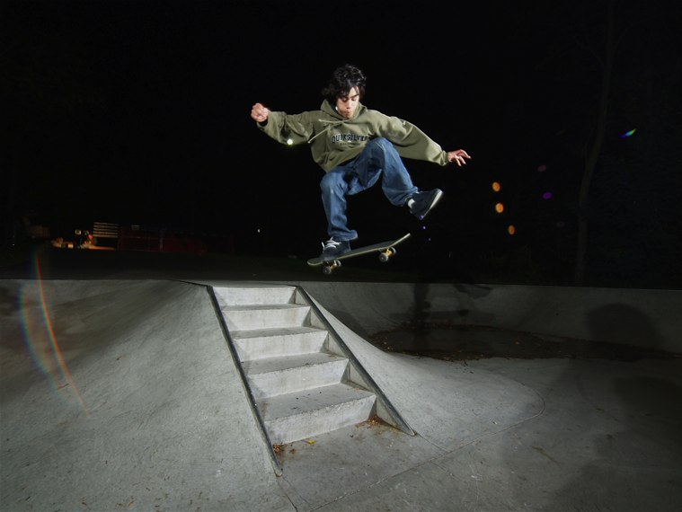 20060919_MoundSkate_101.jpgw759h570