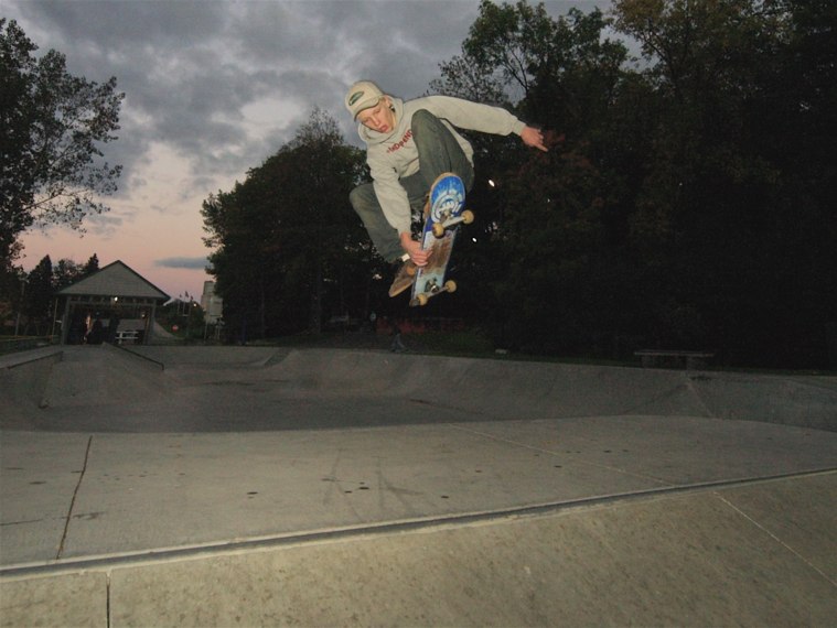 20060919_MoundSkate_053.jpgw759h570