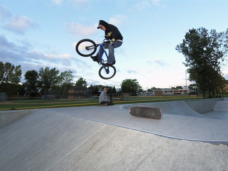 20060919_MoundSkate_005.jpgw759h570