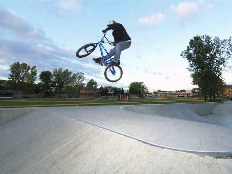 20060919_MoundSkate_014.jpgw759h570