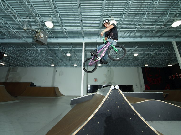 20060901_ShowcaseBikes_118.jpgw759h570