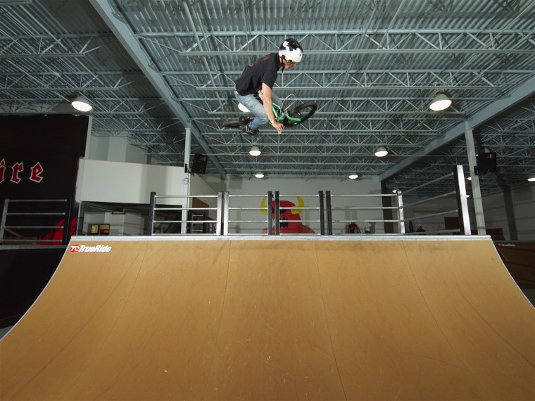 20060901_ShowcaseBikes_138.jpgw760h570