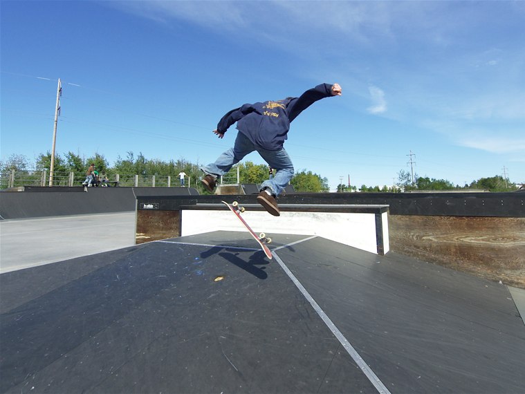 20060910_SuperiorSkate_404.jpgw759h570