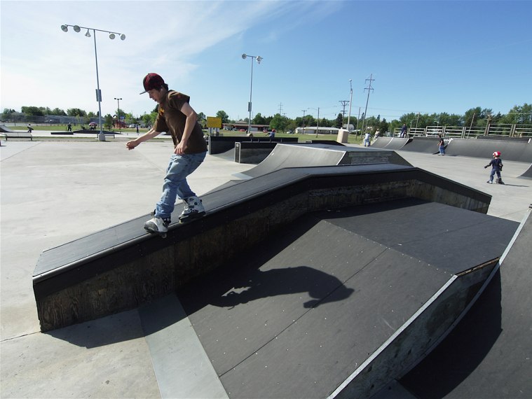 20060910_SuperiorSkate_300.jpgw759h570