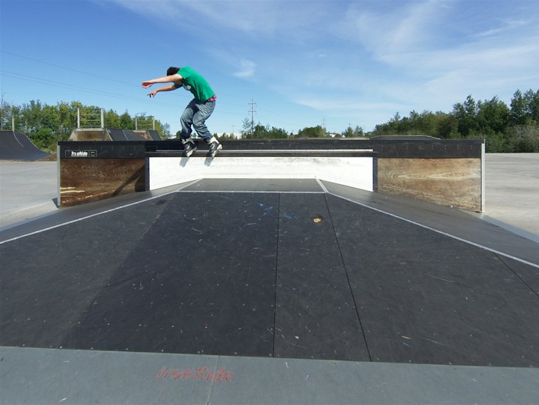20060910_SuperiorSkate_474.jpgw759h570