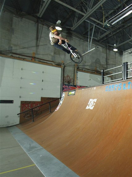 20070406_OllieCoSkatepark_007.jpgw427h570