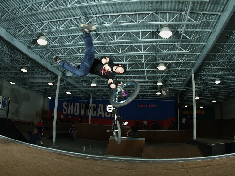 20070407_ShowcaseBMX_026.jpgw760h569