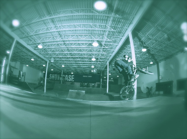 20070407_ShowcaseBMX_041.jpgw760h568