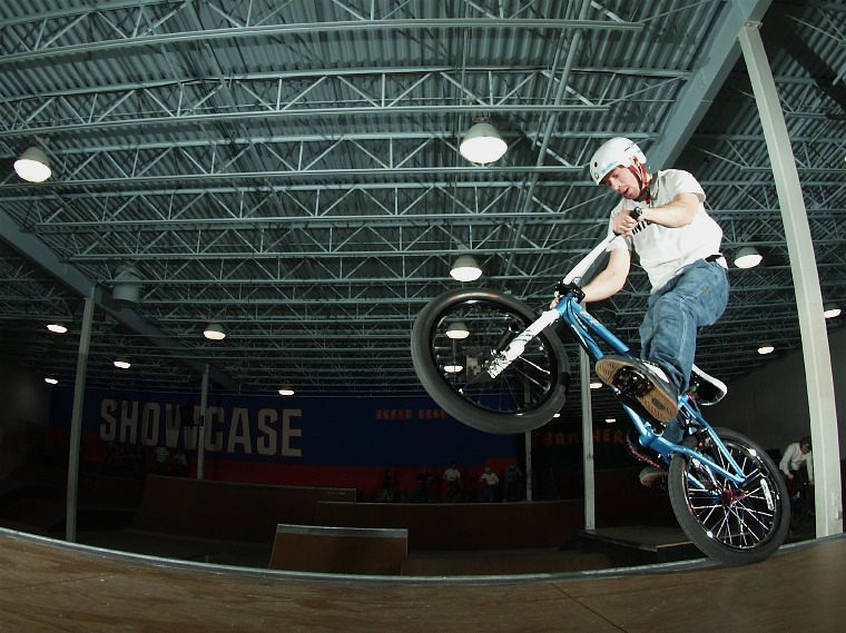 20070407_ShowcaseBMX_148.jpgw760h569