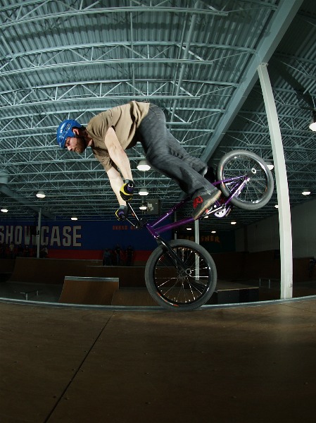 20070407_ShowcaseBMX_012.jpgw449h600
