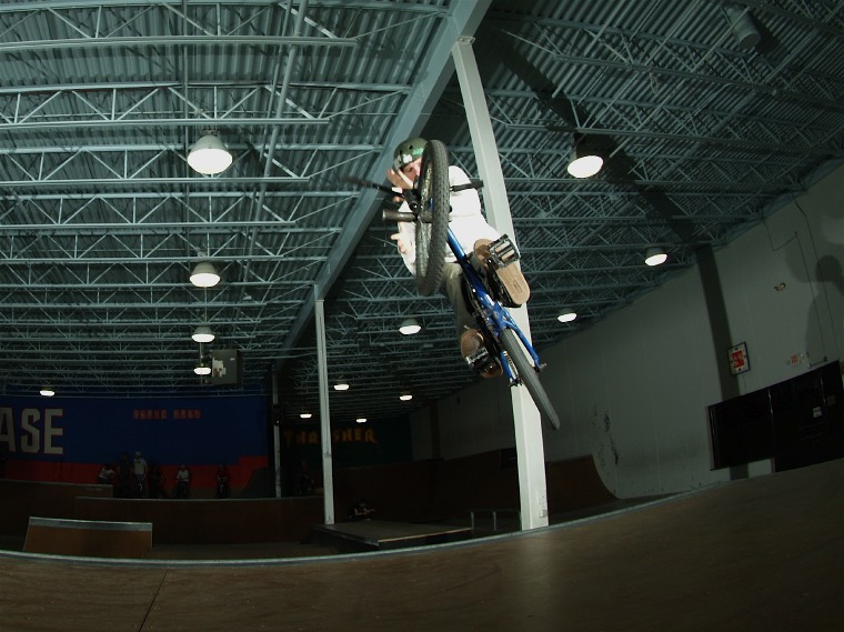 20070407_ShowcaseBMX_244.jpgw760h569