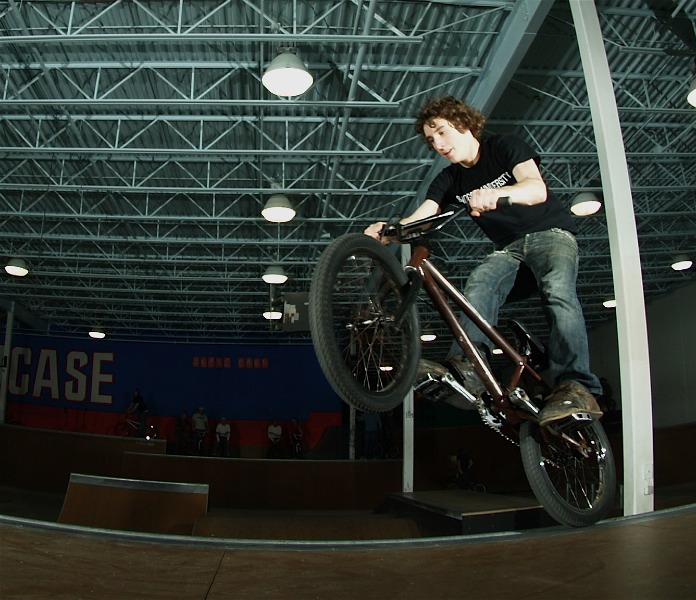 20070407_ShowcaseBMX_223.jpgw696h600
