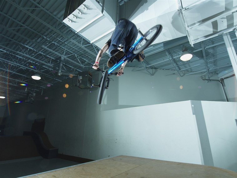 20070222_ShowcaseBMX_004.jpgw759h570
