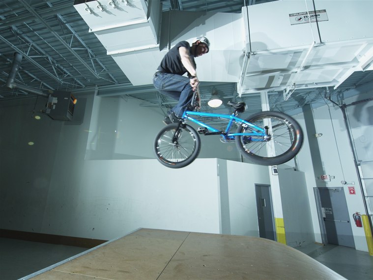 20070222_ShowcaseBMX_012.jpgw759h570