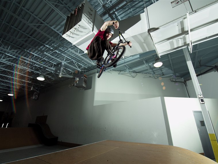 20070114_ShowcaseBikes_016.jpgw759h570