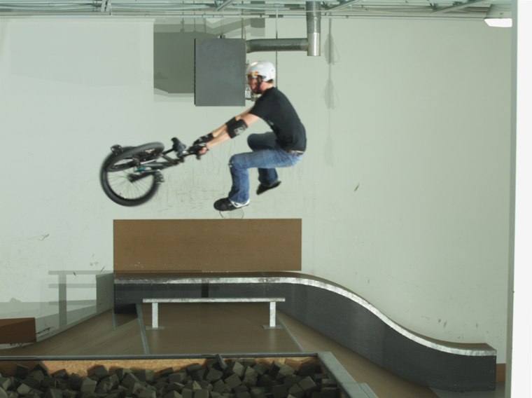 20070114_ShowcaseBikes_135.jpgw760h568