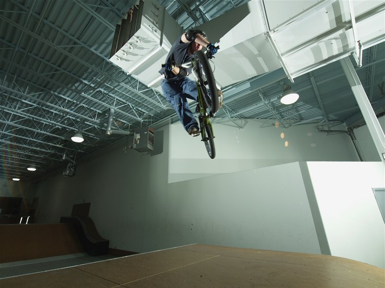 20070114_ShowcaseBikes_073.jpgw760h569