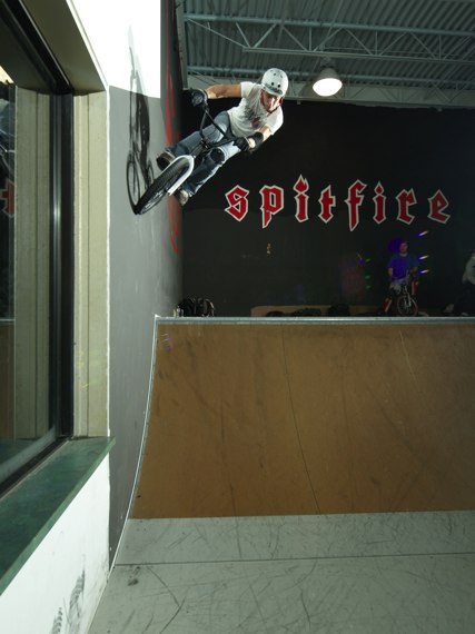 20070114_ShowcaseBikes_096.jpgw427h570