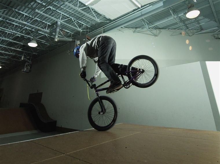 20070114_ShowcaseBikes_051.jpgw760h569