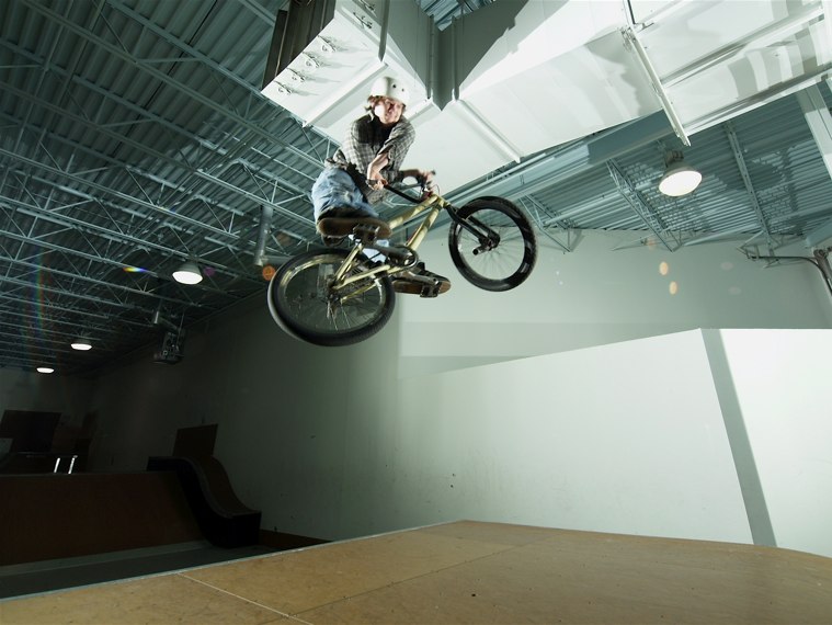 20070114_ShowcaseBikes_038.jpgw759h570