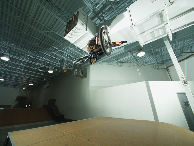20070114_ShowcaseBikes_052.jpgw760h570