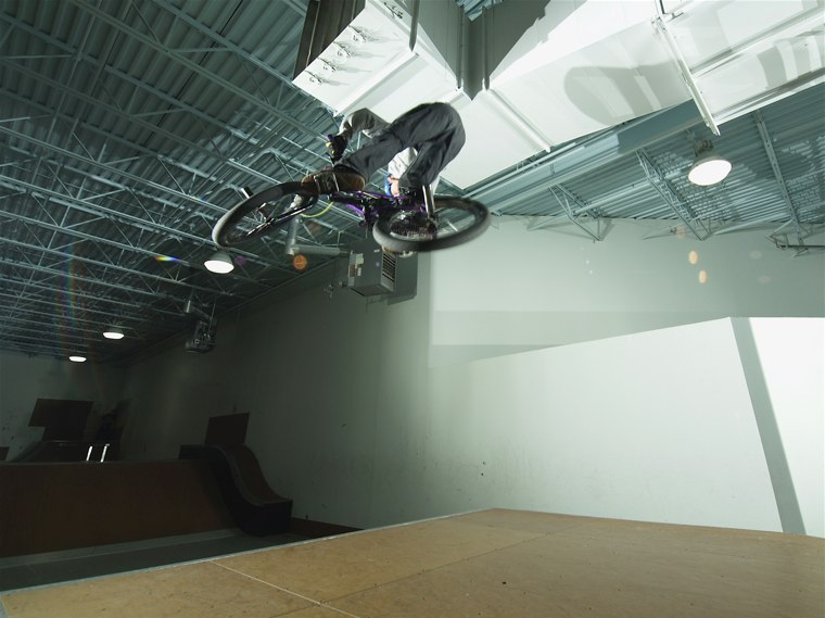 20070114_ShowcaseBikes_048.jpgw760h569