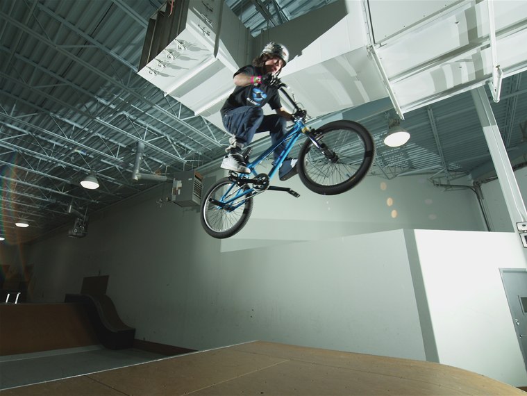 20070114_ShowcaseBikes_010.jpgw759h570