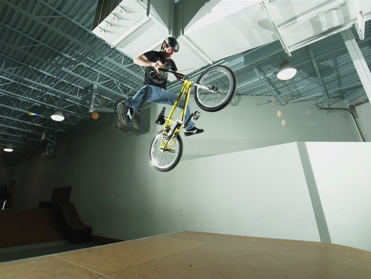 20070114_ShowcaseBikes_066.jpgw759h570