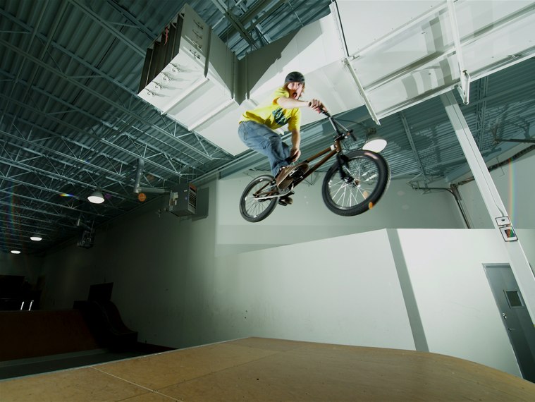 20070114_ShowcaseBikes_021.jpgw759h570
