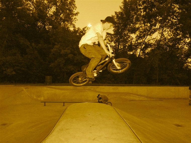 20070623_MoundSkatepark_545.jpgw760h569