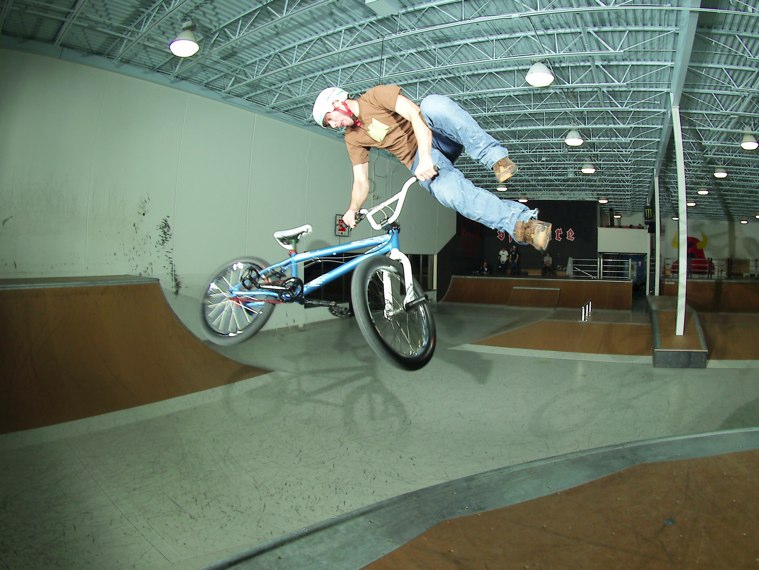 20070317_ShowcaseBMX_176T.jpgw759h570