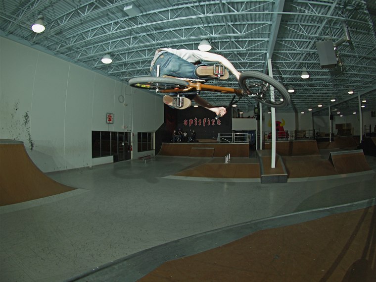 20070317_ShowcaseBMX_153.jpgw760h569