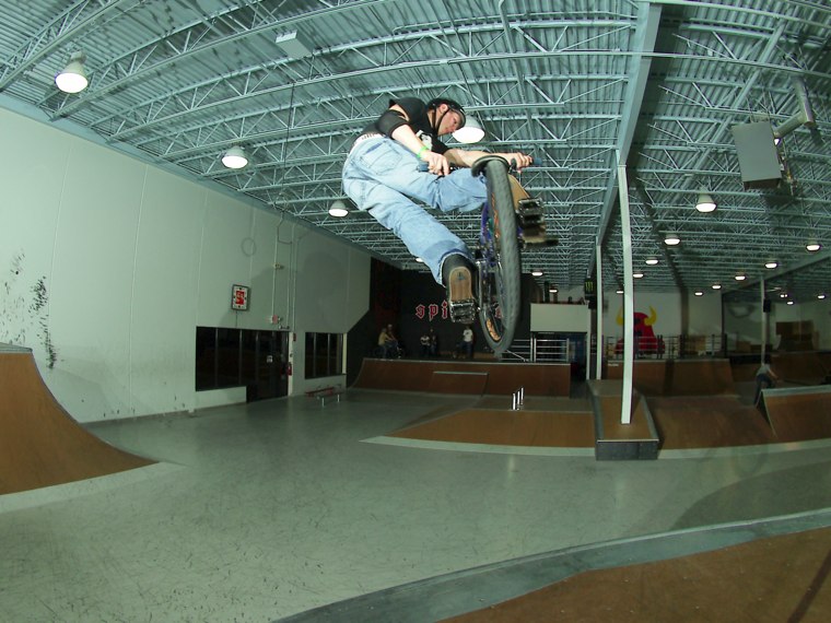 20070317_ShowcaseBMX_131T.jpgw760h570