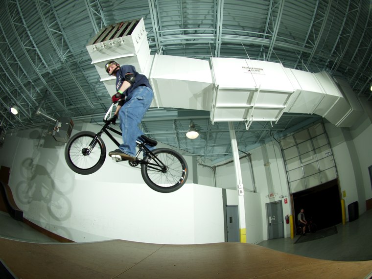20070325_ShowcaseBMX_041.jpgw760h570