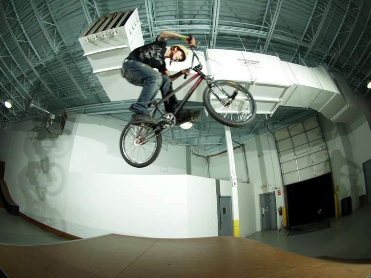 20070325_ShowcaseBMX_060.jpgw760h570