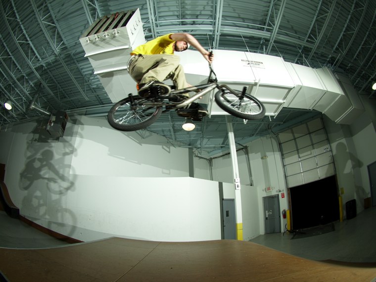 20070325_ShowcaseBMX_061.jpgw760h570