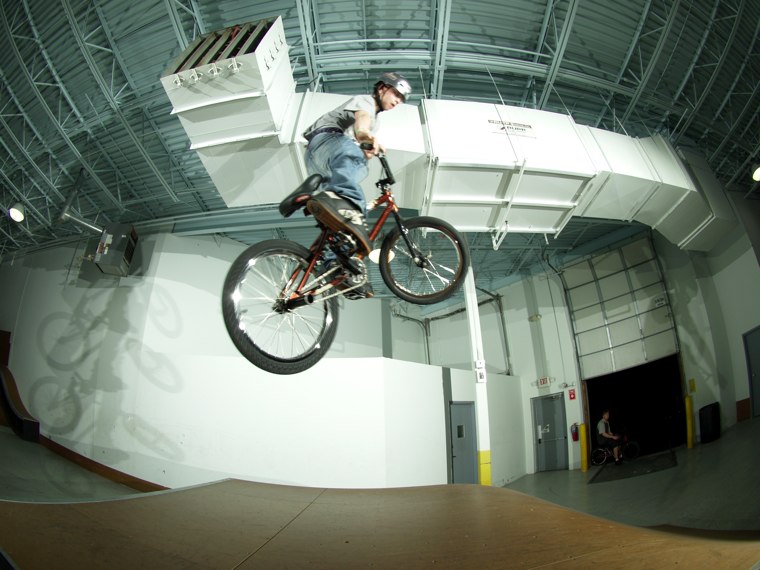 20070325_ShowcaseBMX_073.jpgw760h570