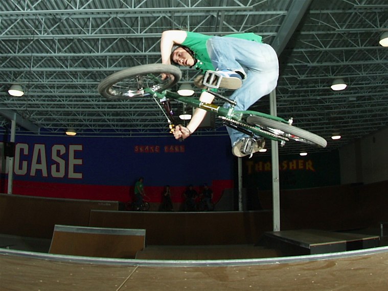 20070325_ShowcaseBMX_093.jpgw759h570