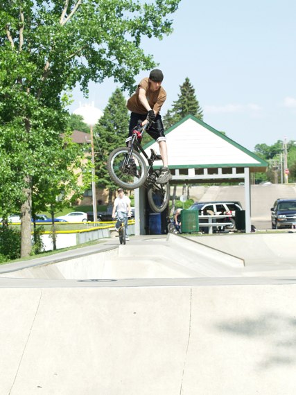 20070519_MoundSkatepark_032.jpgw427h570